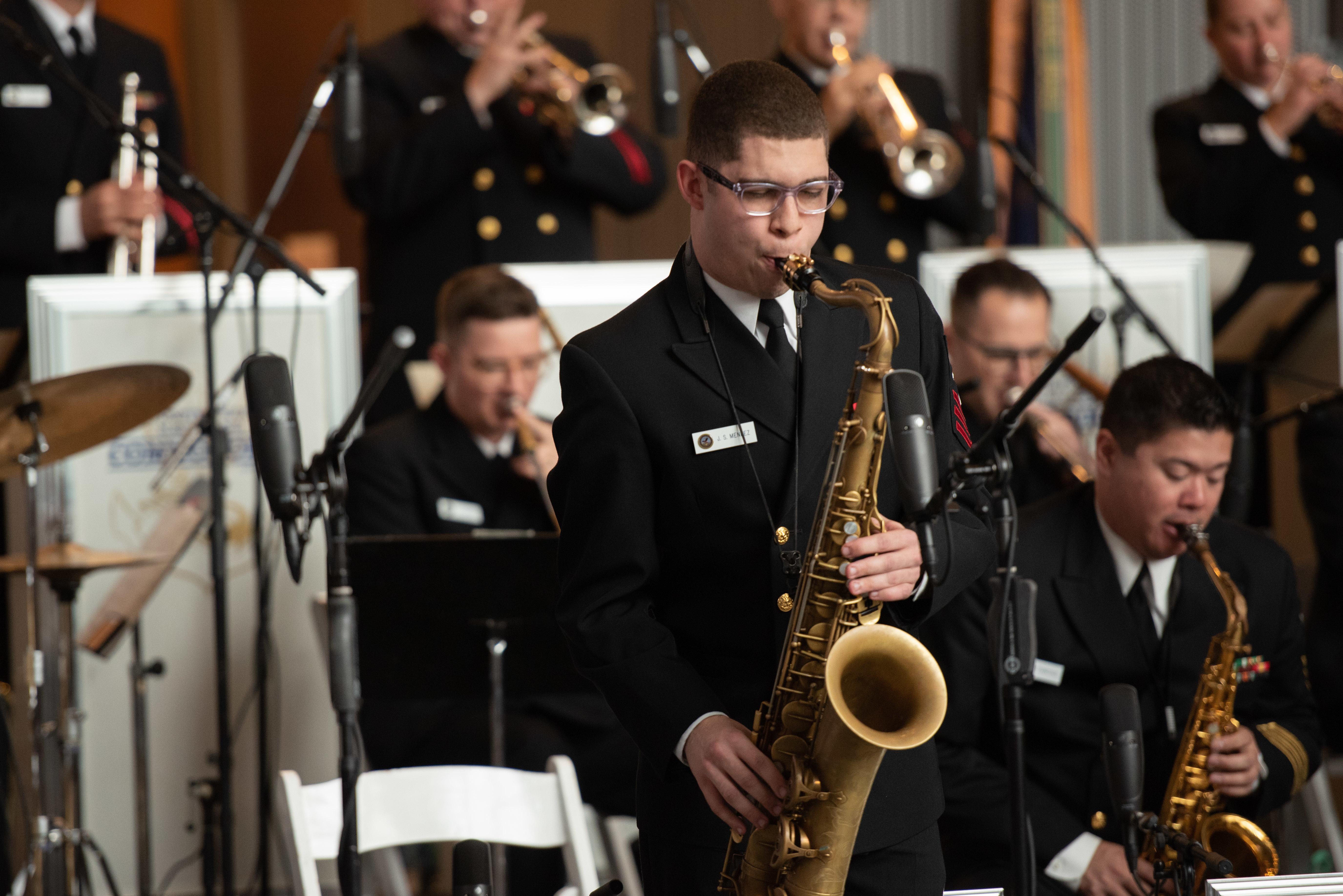 Navy Band Commodores